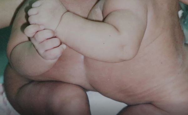 น้องไฟว์-น้องโฟร์ท แฝดสยาม น้องไฟว์-น้องโฟร์ท แฝดสยาม