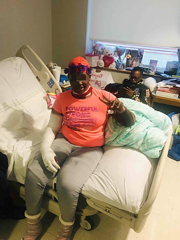 เผาตัวเอง เผาตัวเอง