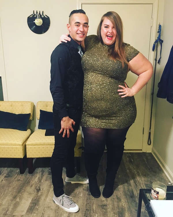 บล็อกสาวร่างท้วมตอกกลับ บล็อกสาวร่างท้วมตอกกลับ