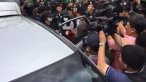 เปรี้ยว ฆ่าหั่นศพ เปรี้ยว ฆ่าหั่นศพ