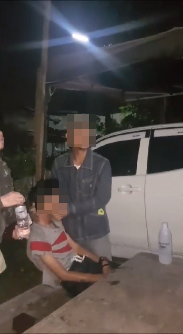 รุมข่มขืน รุมข่มขืน