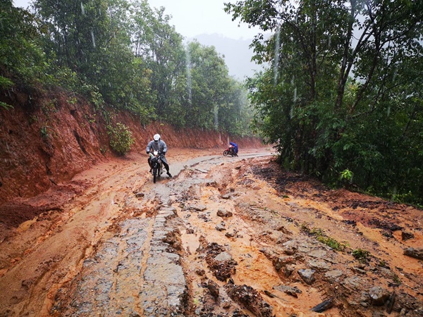 ครูบนดอย ครูบนดอย