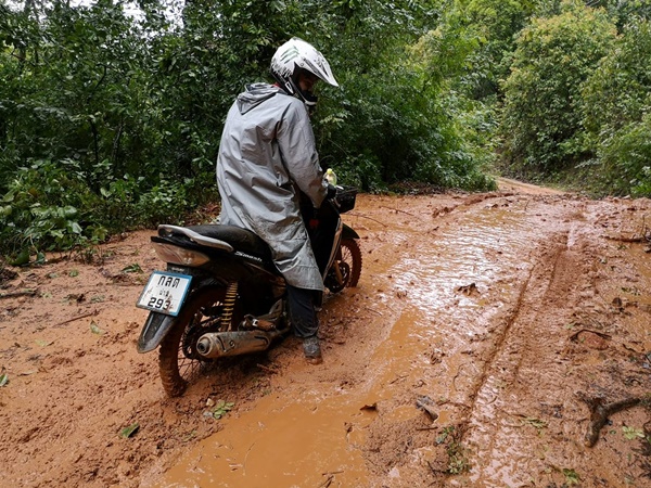 ครูบนดอย ครูบนดอย