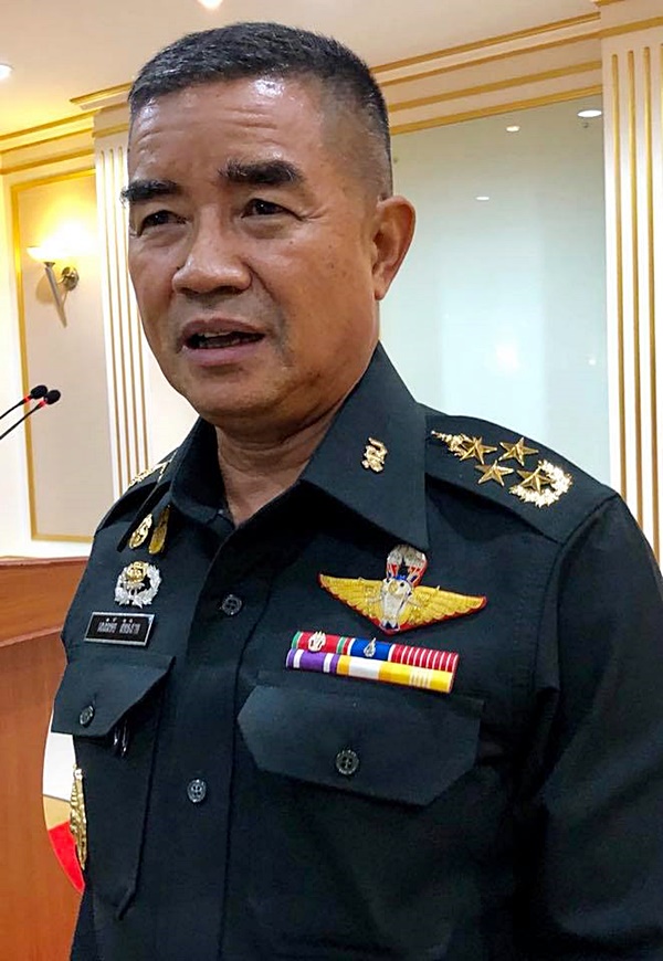 พลเอก เฉลิมชัย สิทธิสาท พลเอก เฉลิมชัย สิทธิสาท