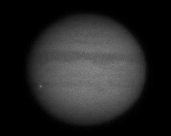 อุกกาบาตพุ่งชนดาวพฤหัส อุกกาบาตพุ่งชนดาวพฤหัส