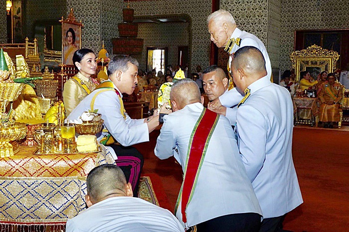 ประวัติ พล.อ. เปรม ติณสูลานนท์ ประวัติ พล.อ. เปรม ติณสูลานนท์