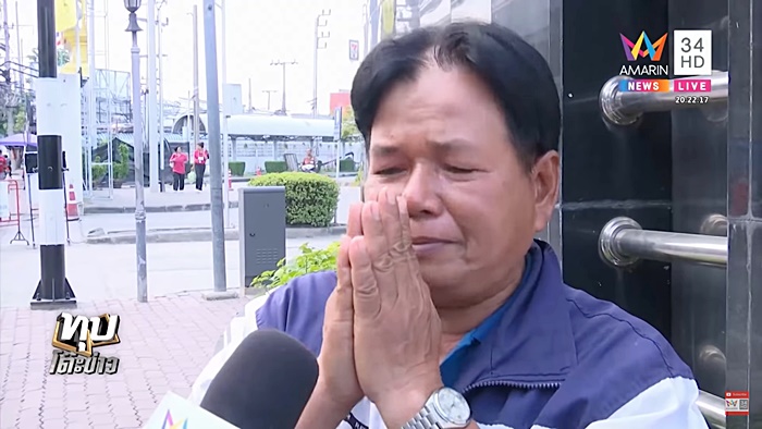 รถกระบะชนเสาไฟฟ้าตกคลอง รถกระบะชนเสาไฟฟ้าตกคลอง