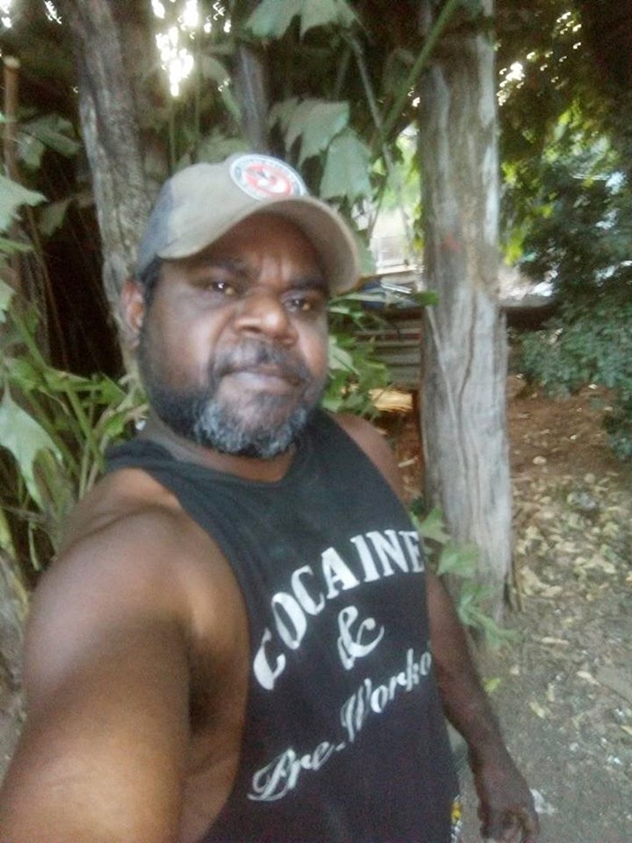 คนสู้กับจระเข้ คนสู้กับจระเข้