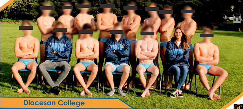 ครูฉาว ครูฉาว