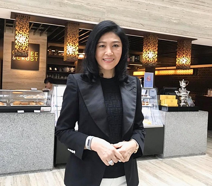 ยิ่งลักษณ์ ชินวัตร ยิ่งลักษณ์ ชินวัตร