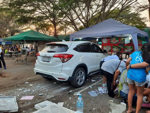 ขับเก๋งทะลุตลาด ขับเก๋งทะลุตลาด