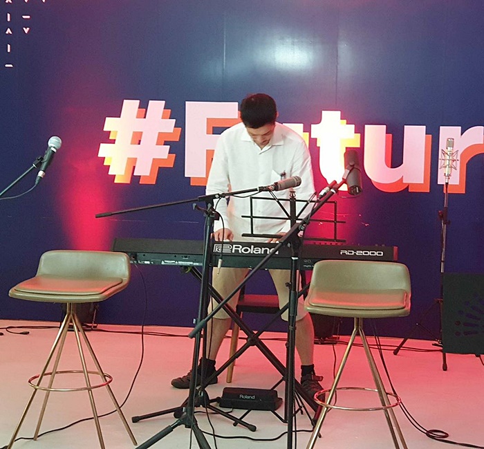 ธนาธร ธนาธร