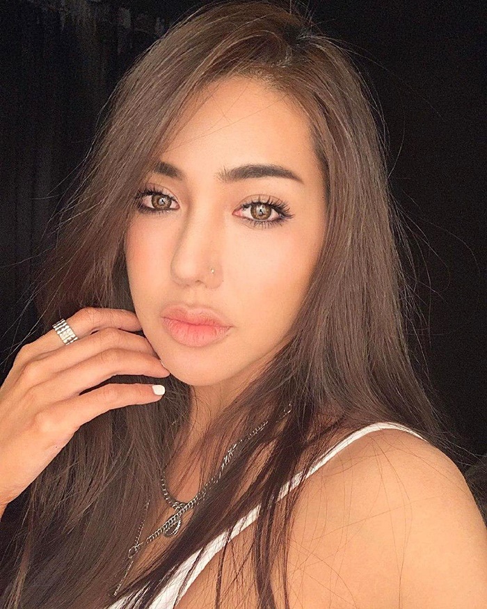 เบล บุษญา ลูกสาว บรรยิน ตั้งภากรณ์ เบล บุษญา ลูกสาว บรรยิน ตั้งภากรณ์