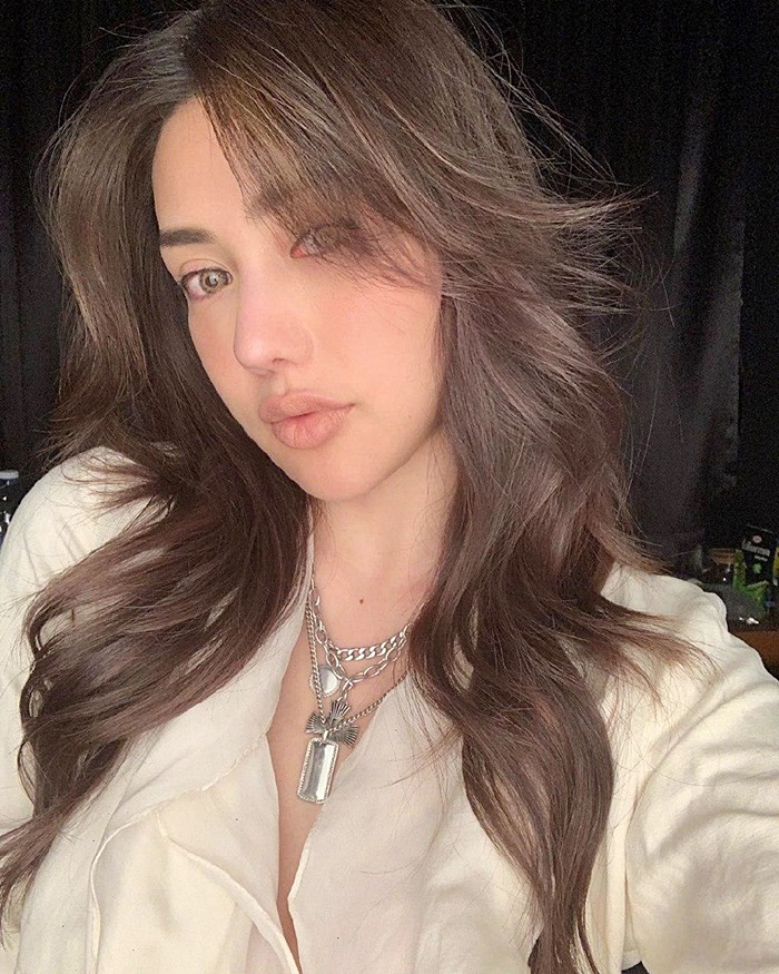 เบล บุษญา ลูกสาว บรรยิน ตั้งภากรณ์ เบล บุษญา ลูกสาว บรรยิน ตั้งภากรณ์