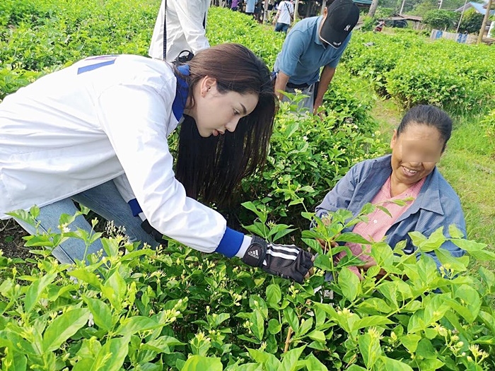 เบล บุษญา ลูกสาว บรรยิน ตั้งภากรณ์ เบล บุษญา ลูกสาว บรรยิน ตั้งภากรณ์