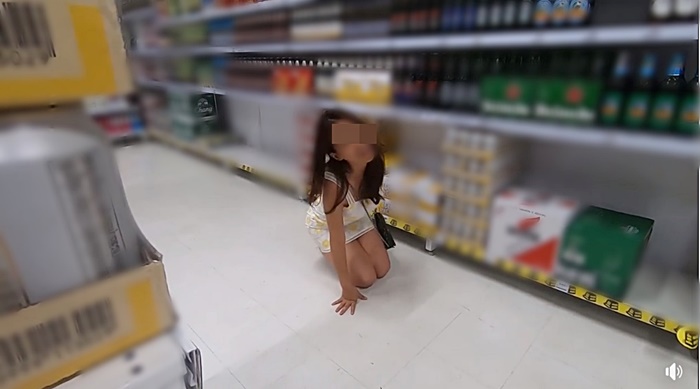 สาวยัดของเล่นผู้ใหญ่ ทำเสียวกลางเมือง สาวยัดของเล่นผู้ใหญ่ ทำเสียวกลางเมือง