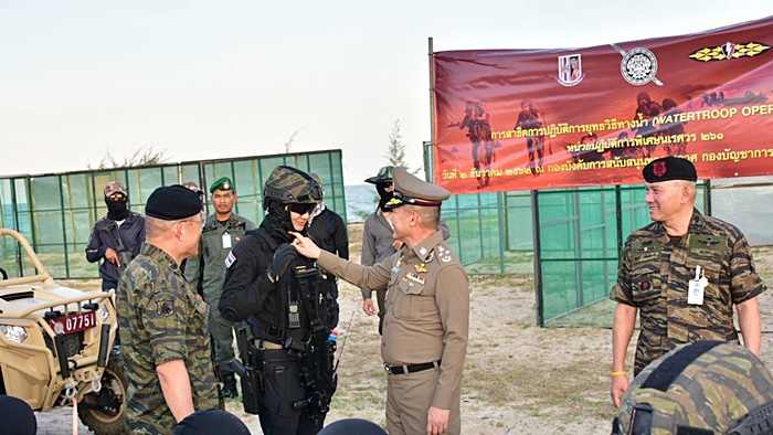 ร.ต.อ. ชานันท์ ชัยจินดา ลูกชาย บิ๊กแป๊ะ ร.ต.อ. ชานันท์ ชัยจินดา ลูกชาย บิ๊กแป๊ะ