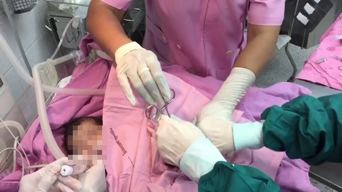 แม่ทำร้ายลูก แม่ทำร้ายลูก