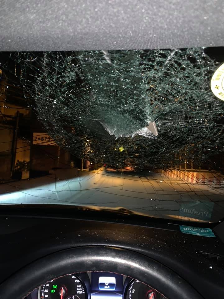 ท่อนเหล็กใหญ่ หล่นใส่ ท่อนเหล็กใหญ่ หล่นใส่