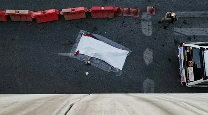 กระโดดสะพาน ฆ่าตัวตาย กระโดดสะพาน ฆ่าตัวตาย