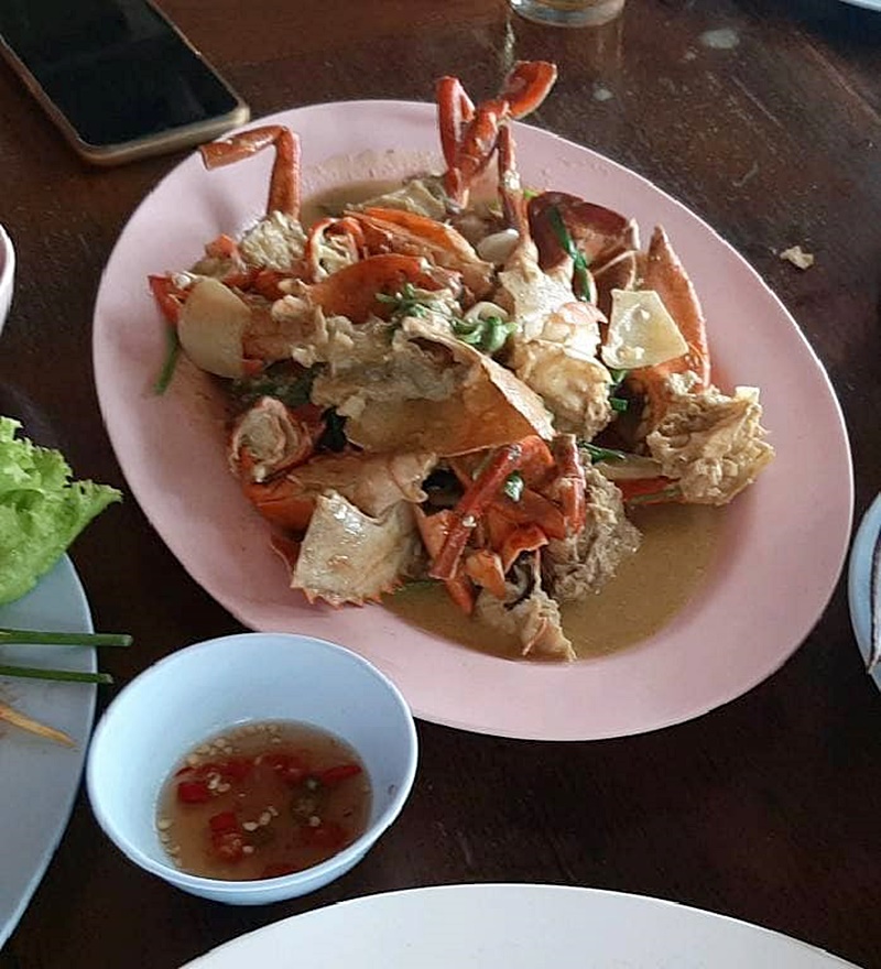 ปูผัดผงกะหรี่ราคาโหด ปูผัดผงกะหรี่ราคาโหด