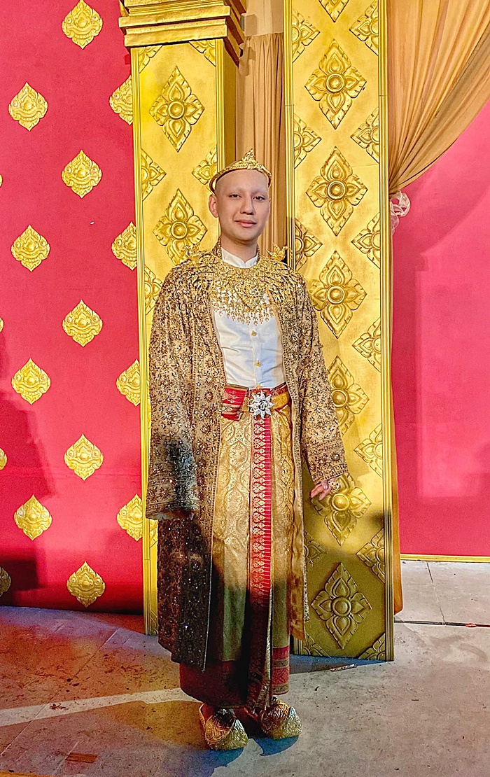 จีจี้ปีโป้ ใส่เครื่องประดับในงานบวช จีจี้ปีโป้ ใส่เครื่องประดับในงานบวช