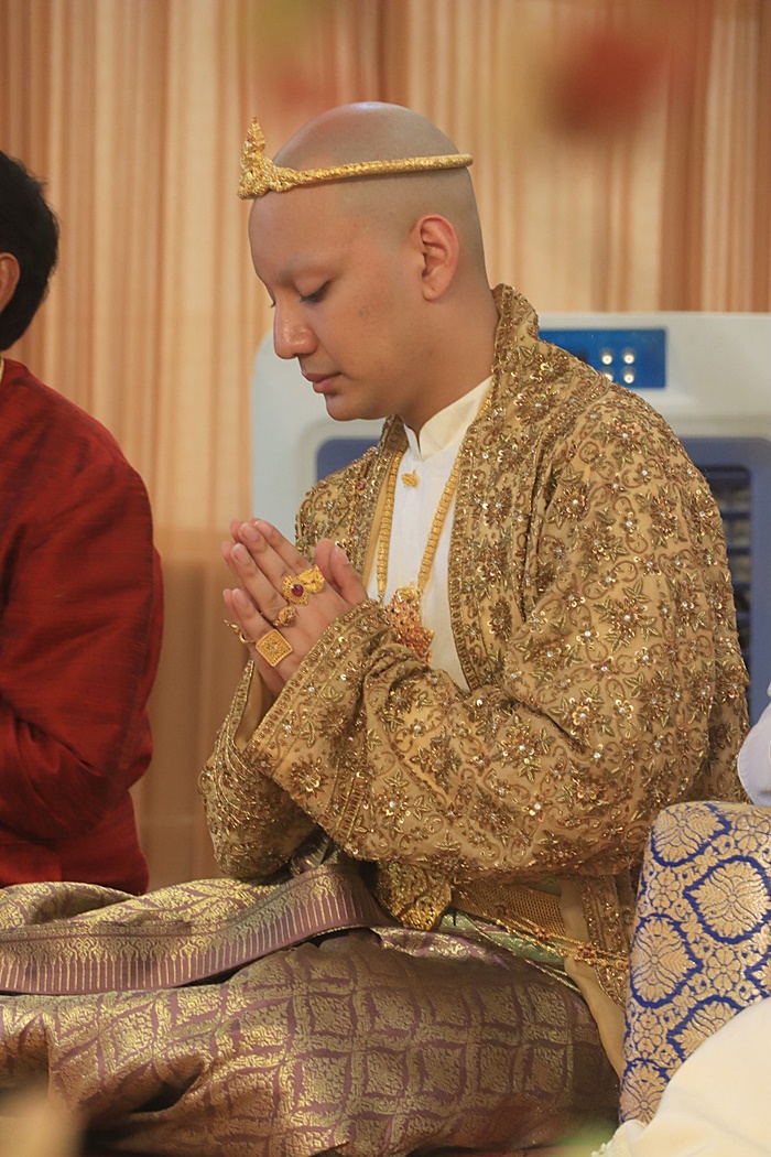 จีจี้ปีโป้ ใส่เครื่องประดับในงานบวช จีจี้ปีโป้ ใส่เครื่องประดับในงานบวช