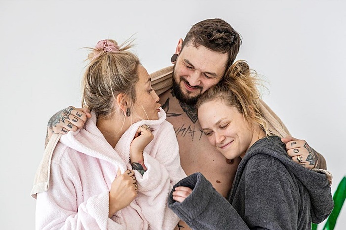 กิ๊กเป็นผู้หญิง กิ๊กเป็นผู้หญิง