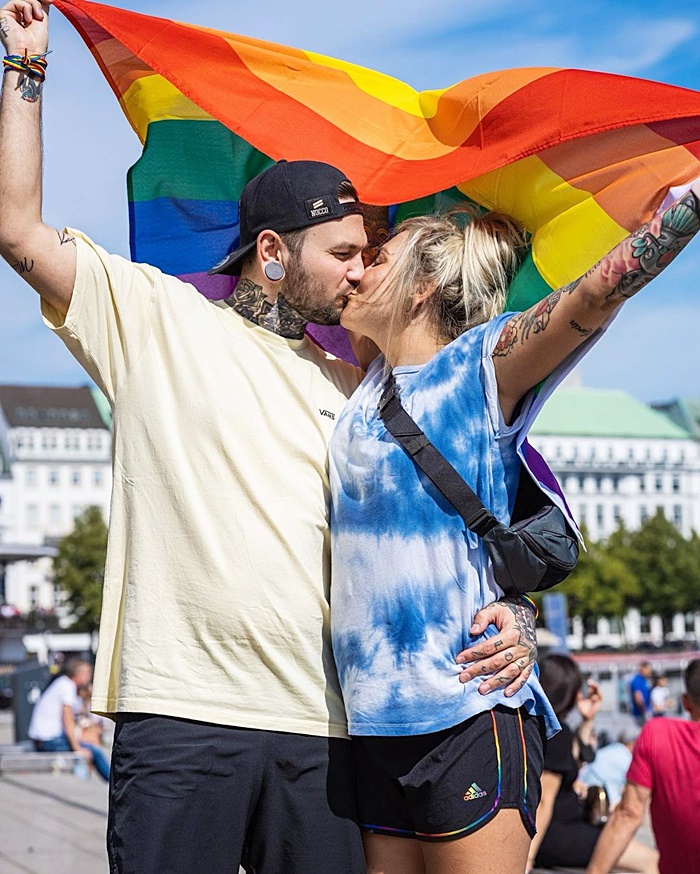 กิ๊กเป็นผู้หญิง กิ๊กเป็นผู้หญิง