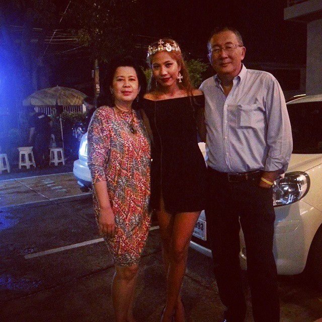 หญิงแม้น แม้นนฤมาส หญิงแม้น แม้นนฤมาส