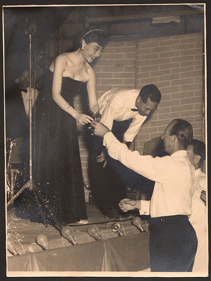 รูปภาพยาย รูปภาพยาย