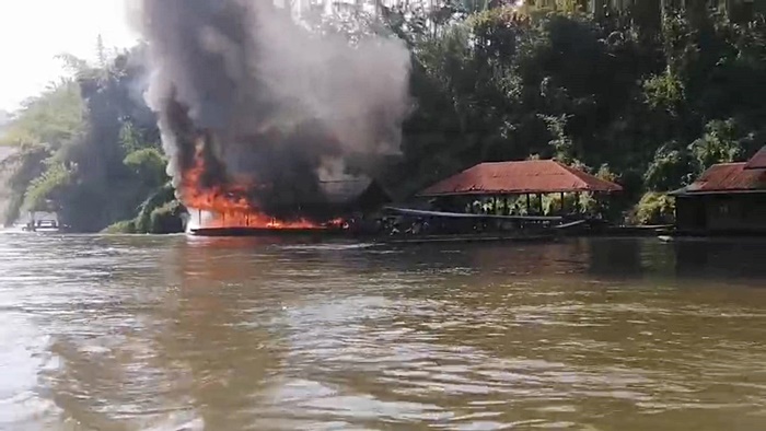 ไฟไหม้แพไทรโยค ไฟไหม้แพไทรโยค