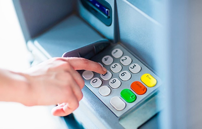 บัตรเอทีเอ็ม บัตรเอทีเอ็ม