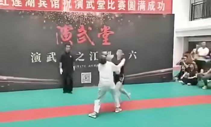 การต่อสู้ การต่อสู้