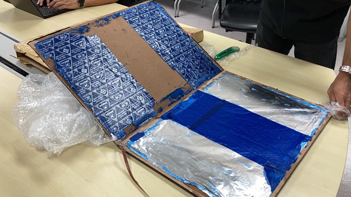 โคเคน สอดไส้มาสคาร่า โคเคน สอดไส้มาสคาร่า