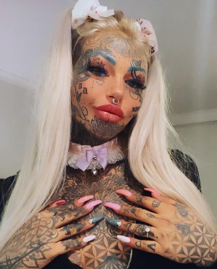 สาวรักการสักลาย สาวรักการสักลาย