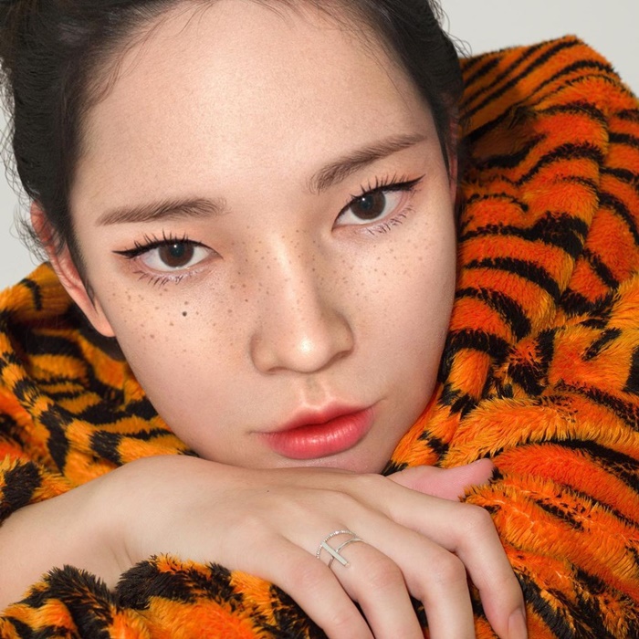 โรซี่ อินฟลูเอนเซอร์สาวเสมือนมนุษย์ โรซี่ อินฟลูเอนเซอร์สาวเสมือนมนุษย์