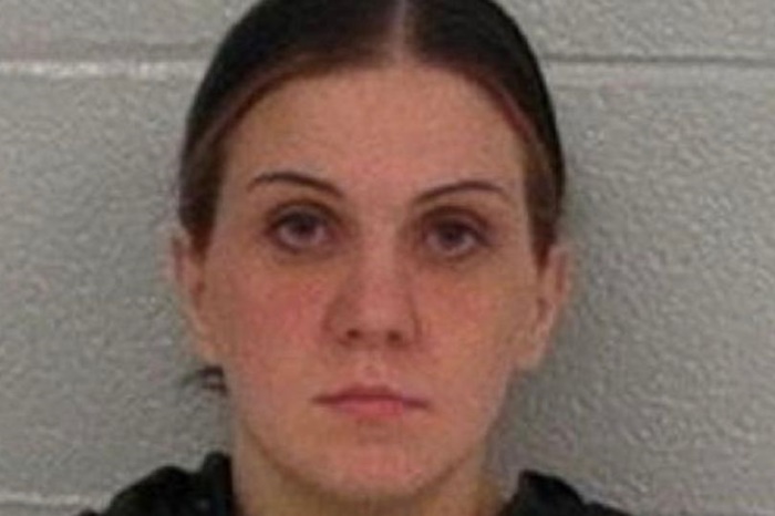 ครูสาวเสื่อม ครูสาวเสื่อม