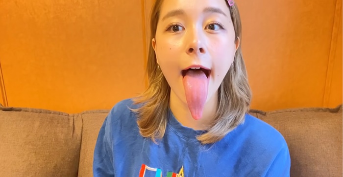 ลิ้นยาว ลิ้นยาว