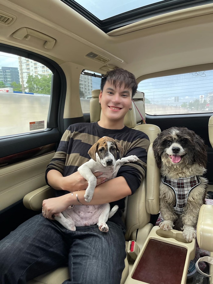 บูม หมูทะ บูม หมูทะ