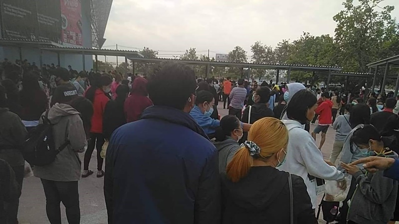 อยากลองสักครั้ง มาตั้งแต่เที่ยงคืน อยากลองสักครั้ง มาตั้งแต่เที่ยงคืน