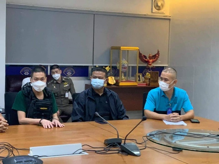 ผู้กำกับโจ้ ผู้กำกับโจ้