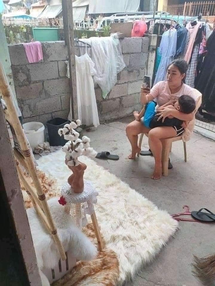 แม่ค้า ขายของออนไลน์ แม่ค้า ขายของออนไลน์