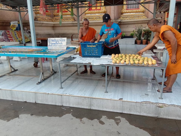 พระขายมะม่วง พระขายมะม่วง