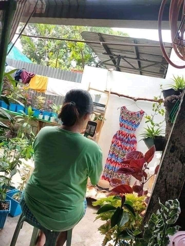 แม่ค้า ขายของออนไลน์ แม่ค้า ขายของออนไลน์