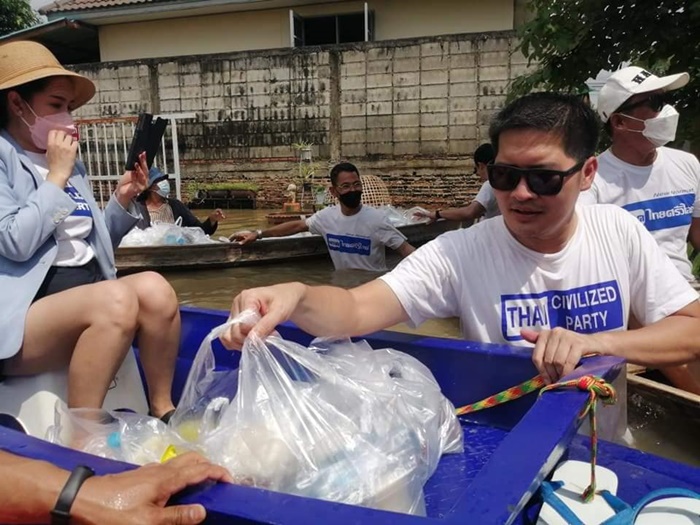 มงคลกิตติ์ ช่วยน้ำท่วมอยุธยา มงคลกิตติ์ ช่วยน้ำท่วมอยุธยา