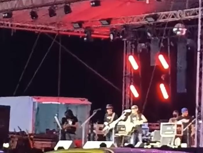 แอ๊ด คาราบาว แอ๊ด คาราบาว