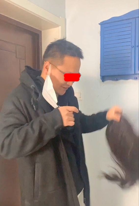 ชายปลอมเป็นหญิงซื้อผ้าอนามัย ชายปลอมเป็นหญิงซื้อผ้าอนามัย