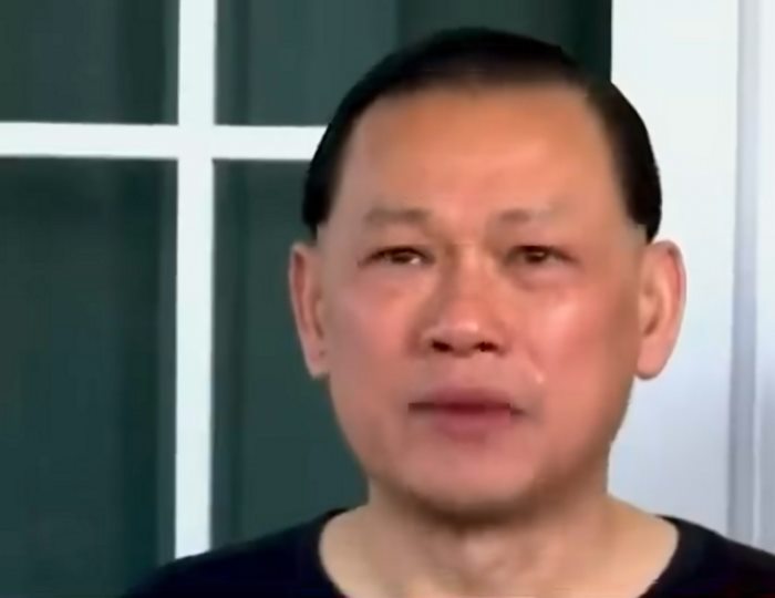 ชูวิทย์ กมลวิศิษฎ์ ชูวิทย์ กมลวิศิษฎ์