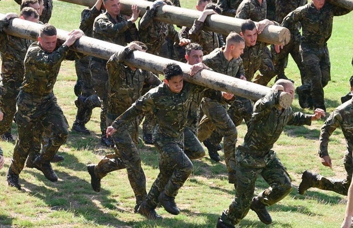 เจ้าชายอับดุล มาทีน เจ้าชายอับดุล มาทีน